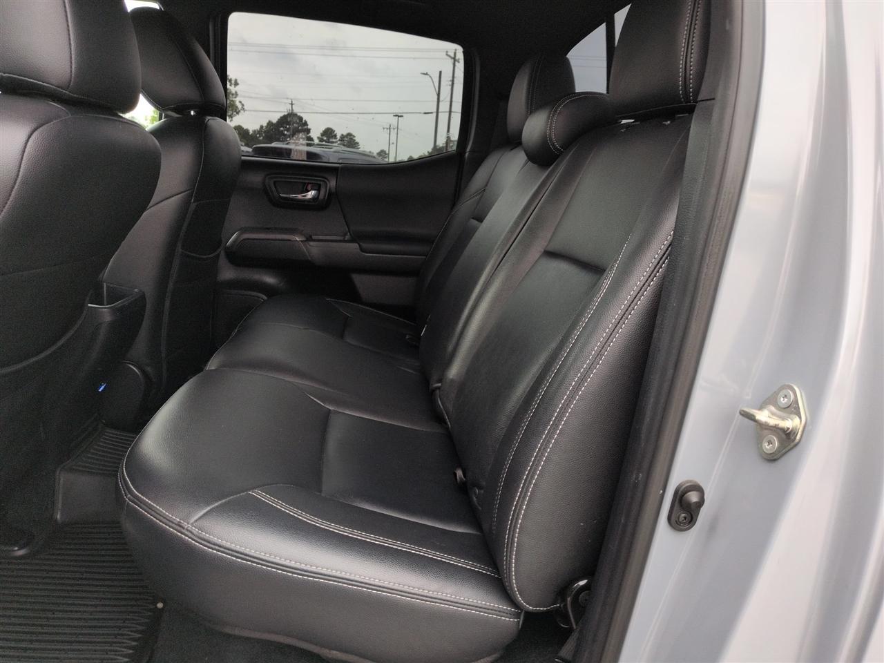 Toyota Tacoma 4WD TRD Sport Double Cab 5' Bed V6 AT (Natl) 2019