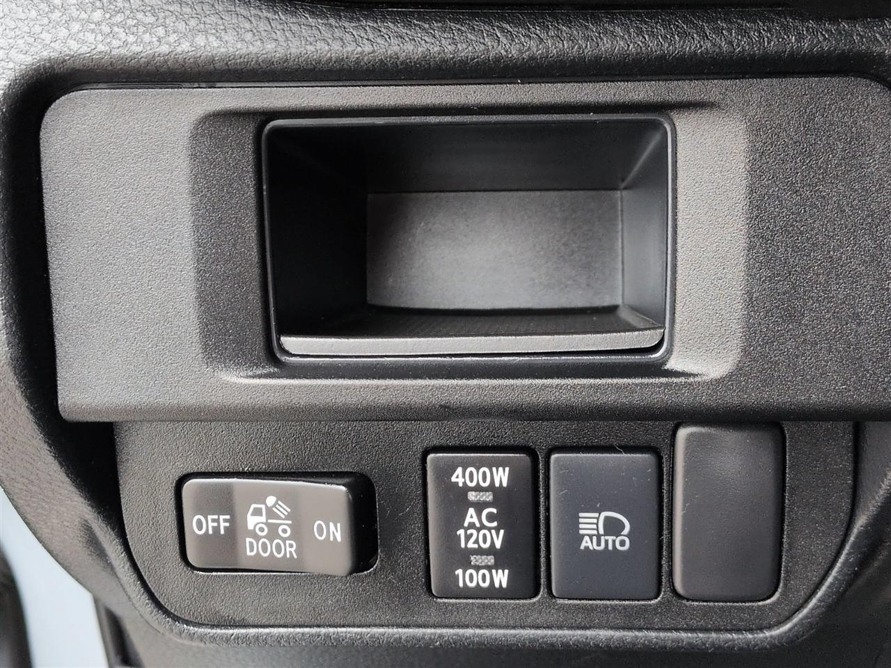 Toyota Tacoma 4WD TRD Sport Double Cab 5' Bed V6 AT (Natl) 2019