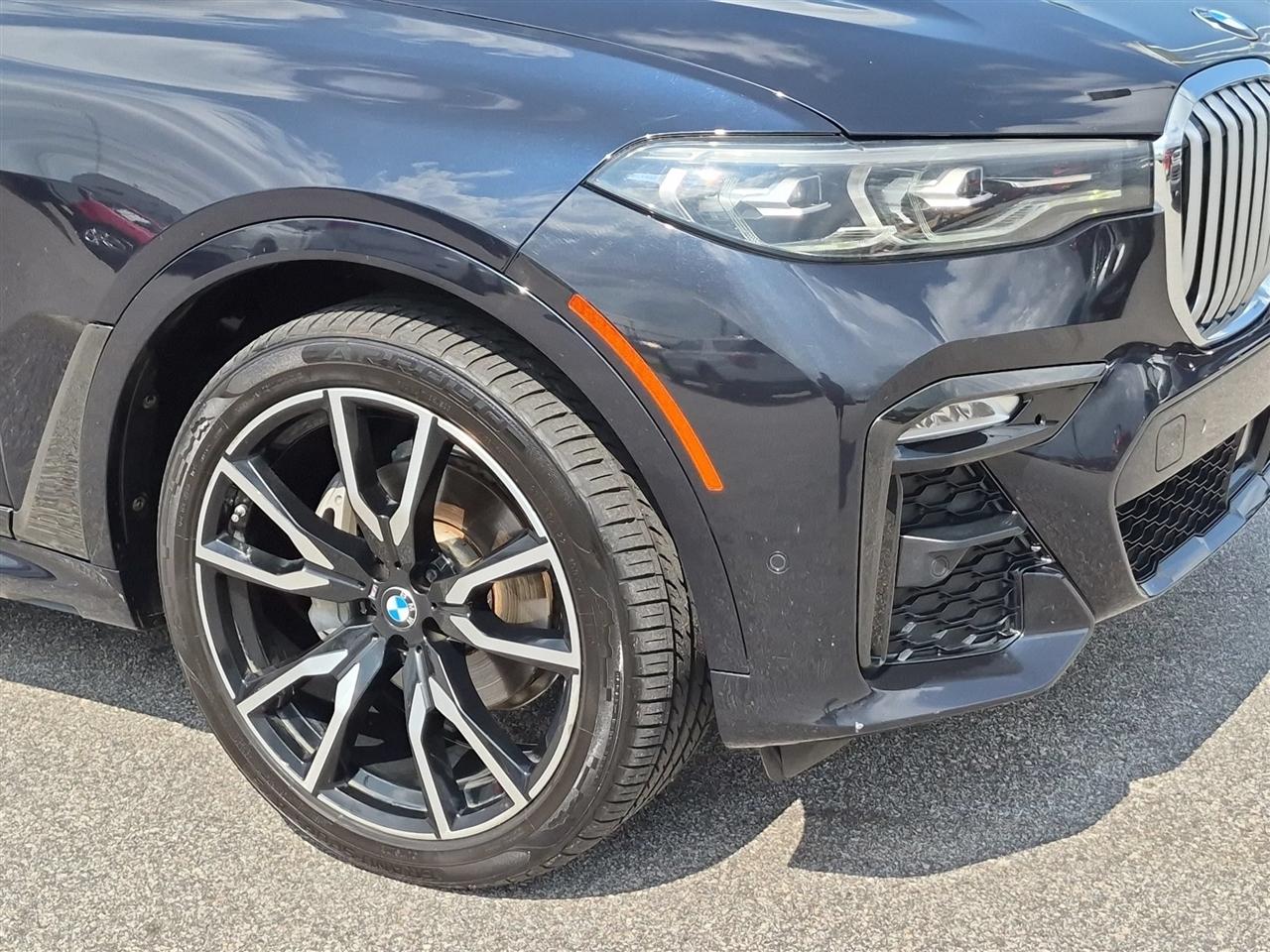 BMW X7  2019