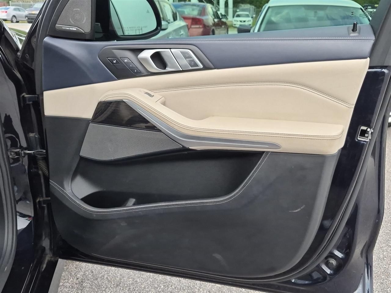 BMW X7  2019