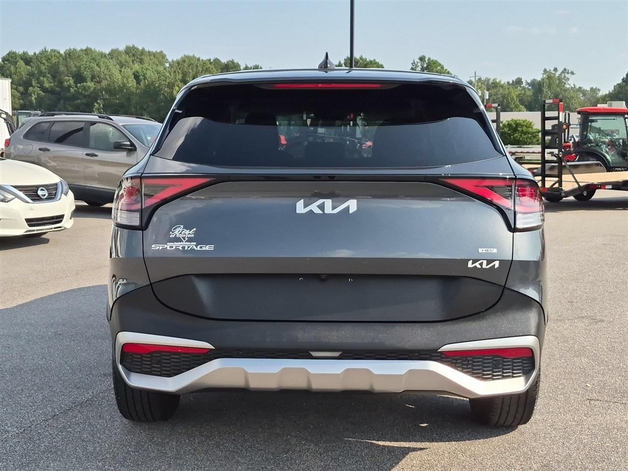 Kia Sportage Hybrid LX FWD 2025