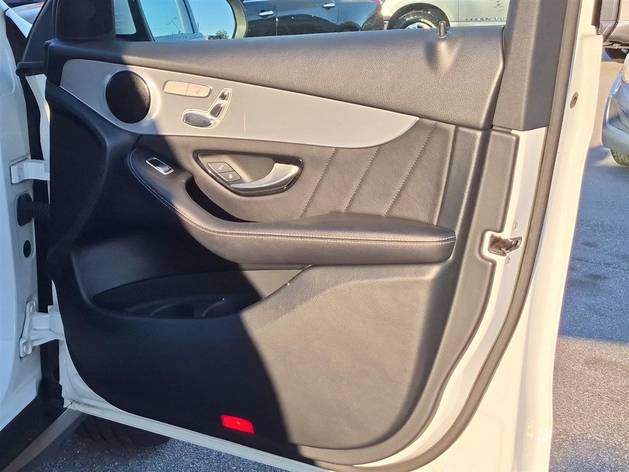 Mercedes-Benz GLC GLC 300 4MATIC SUV 2019