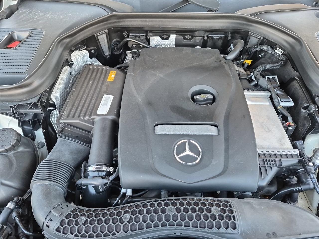 Mercedes-Benz GLC GLC 300 4MATIC SUV 2019