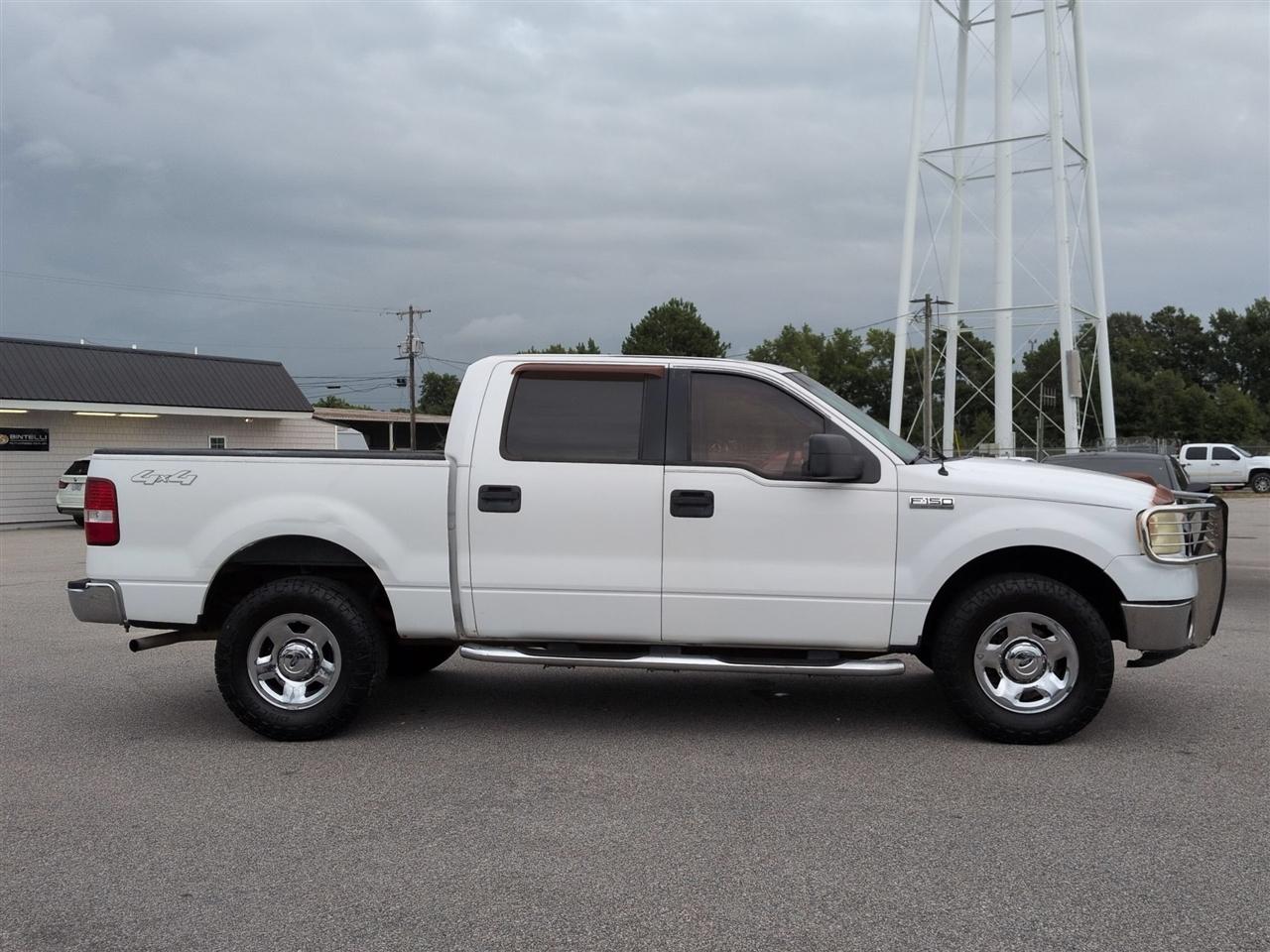 Ford F-150 4WD Reg Cab 122.5" XLT 2006