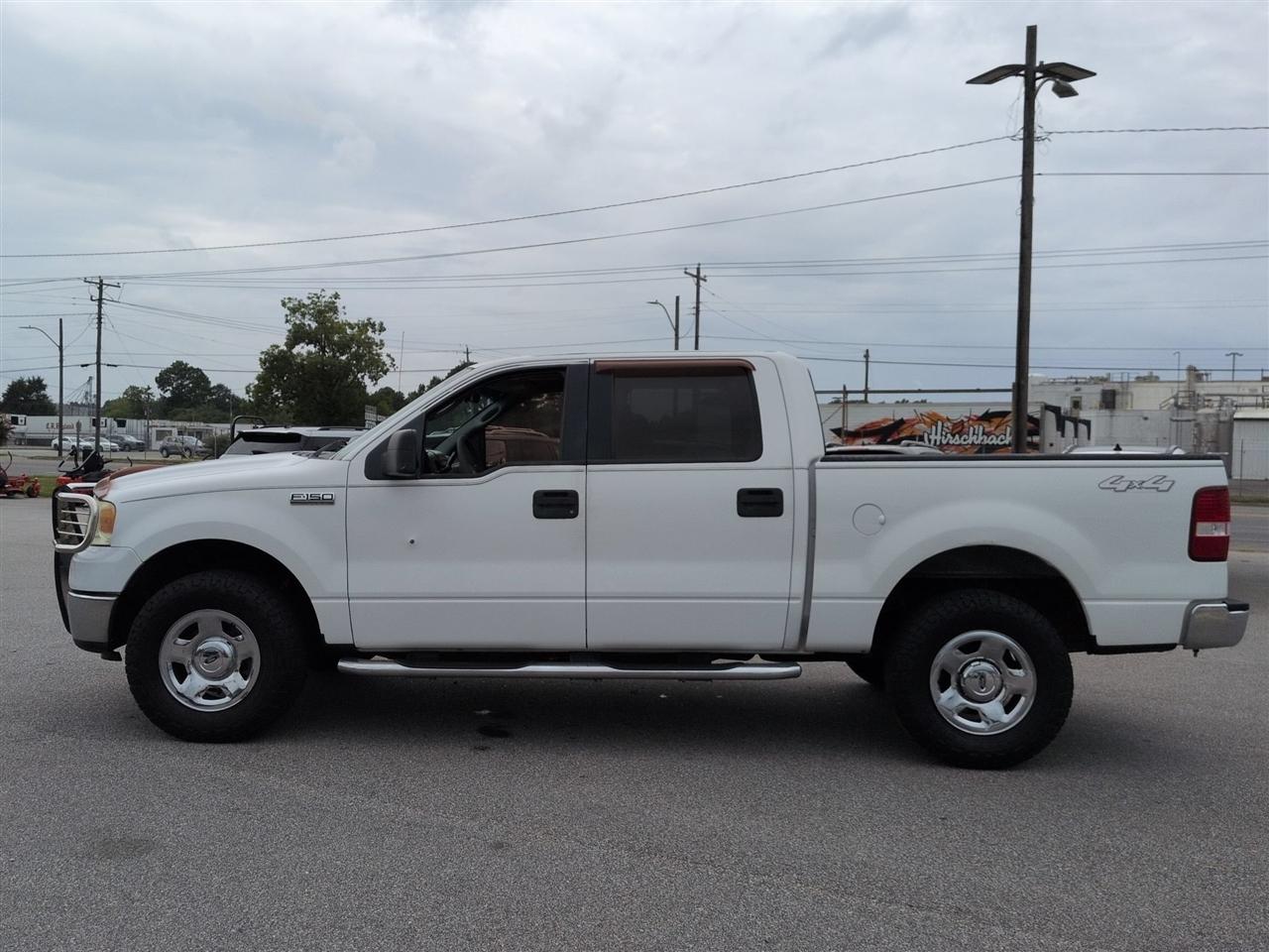 Ford F-150 4WD Reg Cab 122.5" XLT 2006