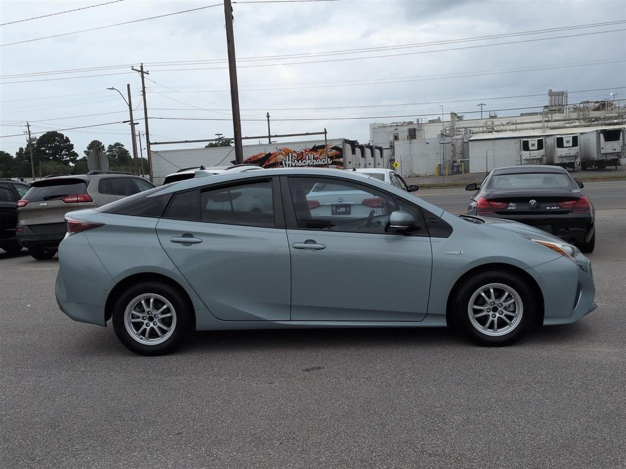 Toyota Prius Prius IV 2018
