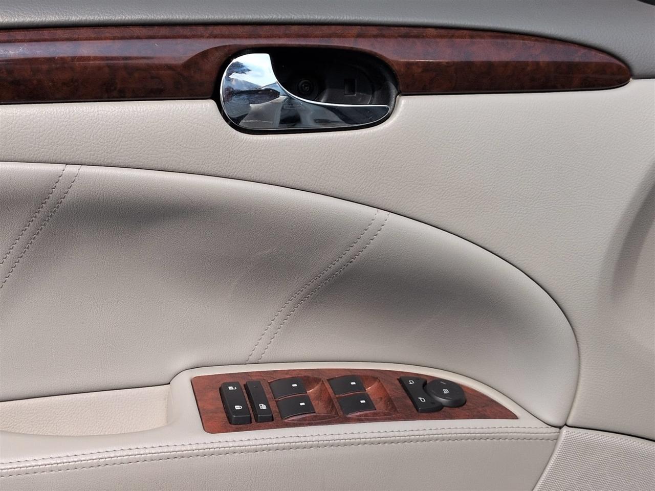 Buick Lucerne  2008