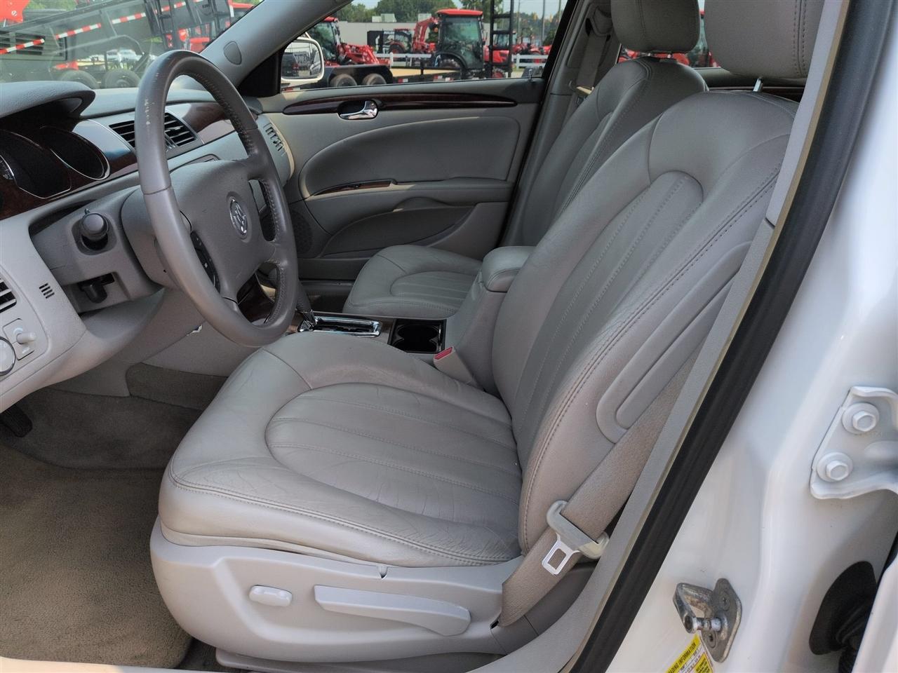 Buick Lucerne  2008