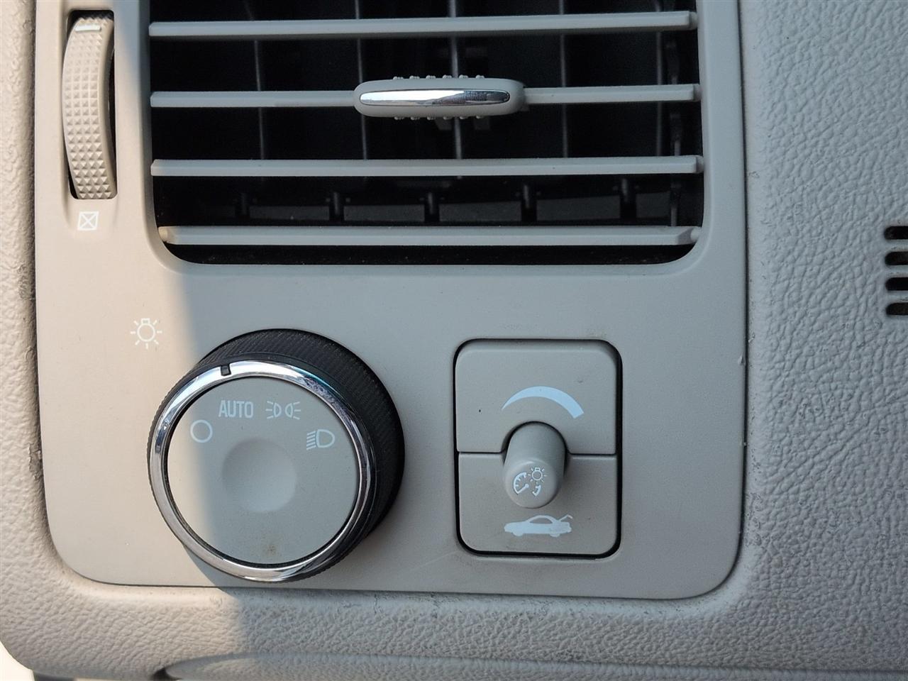 Buick Lucerne  2008