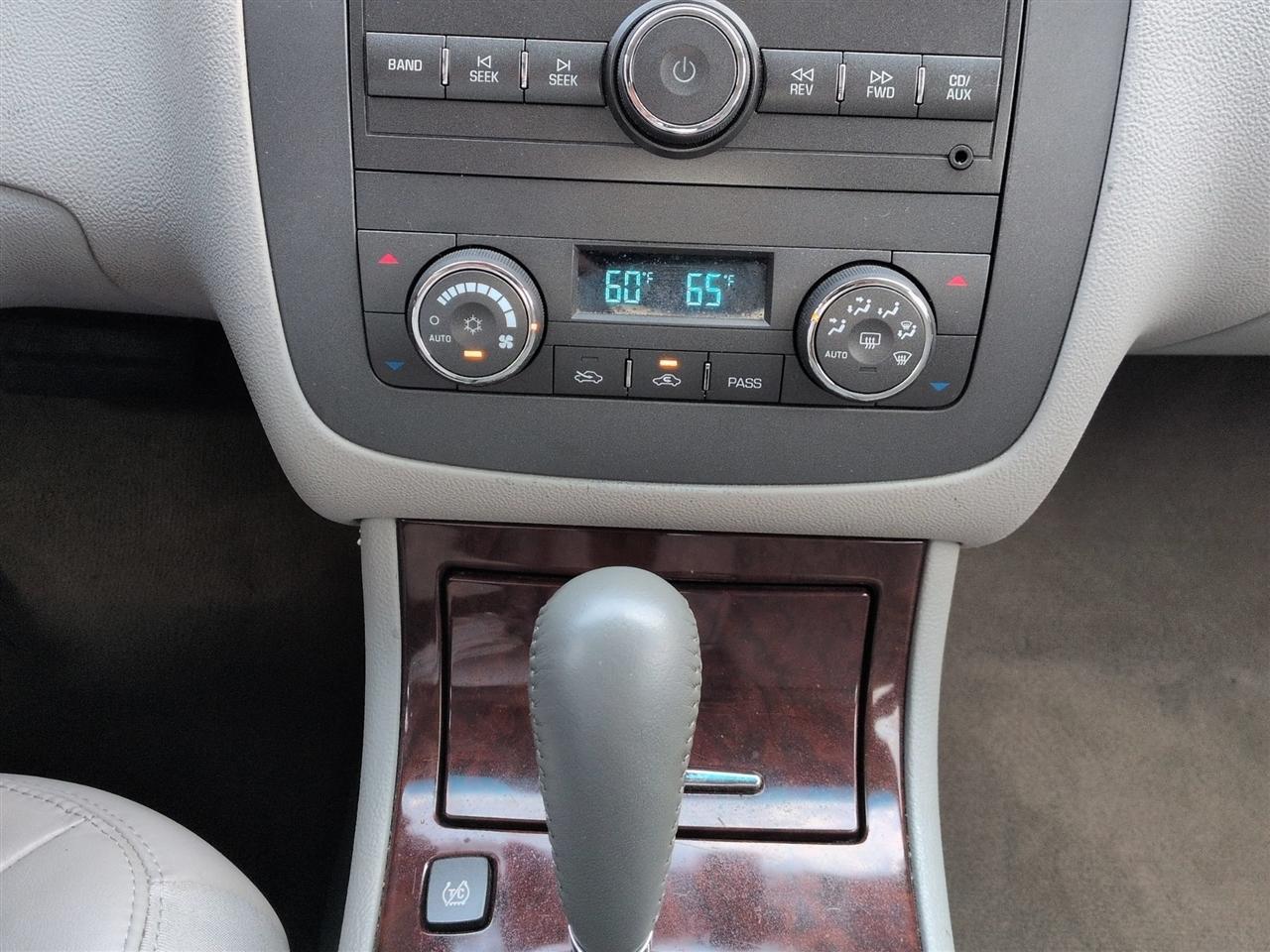 Buick Lucerne  2008