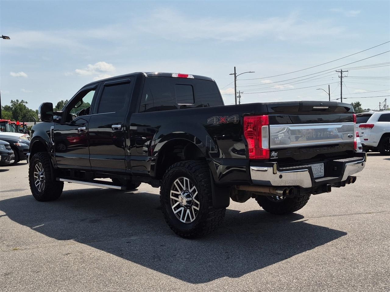 Ford Super Duty F-250 SRW King Ranch 4WD Crew Cab 6.75' Box 2017