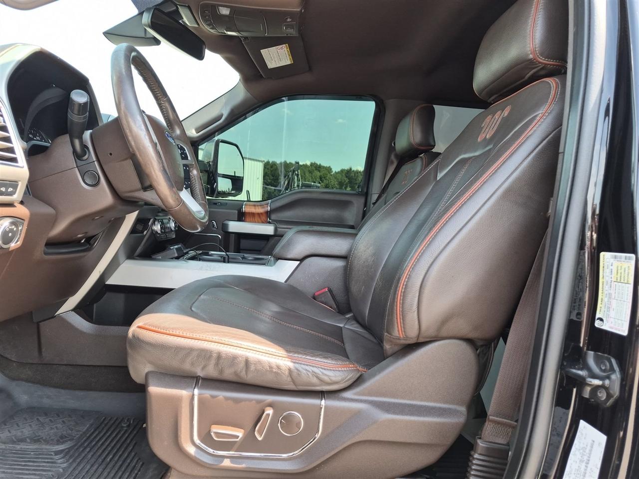 Ford Super Duty F-250 SRW King Ranch 4WD Crew Cab 6.75' Box 2017