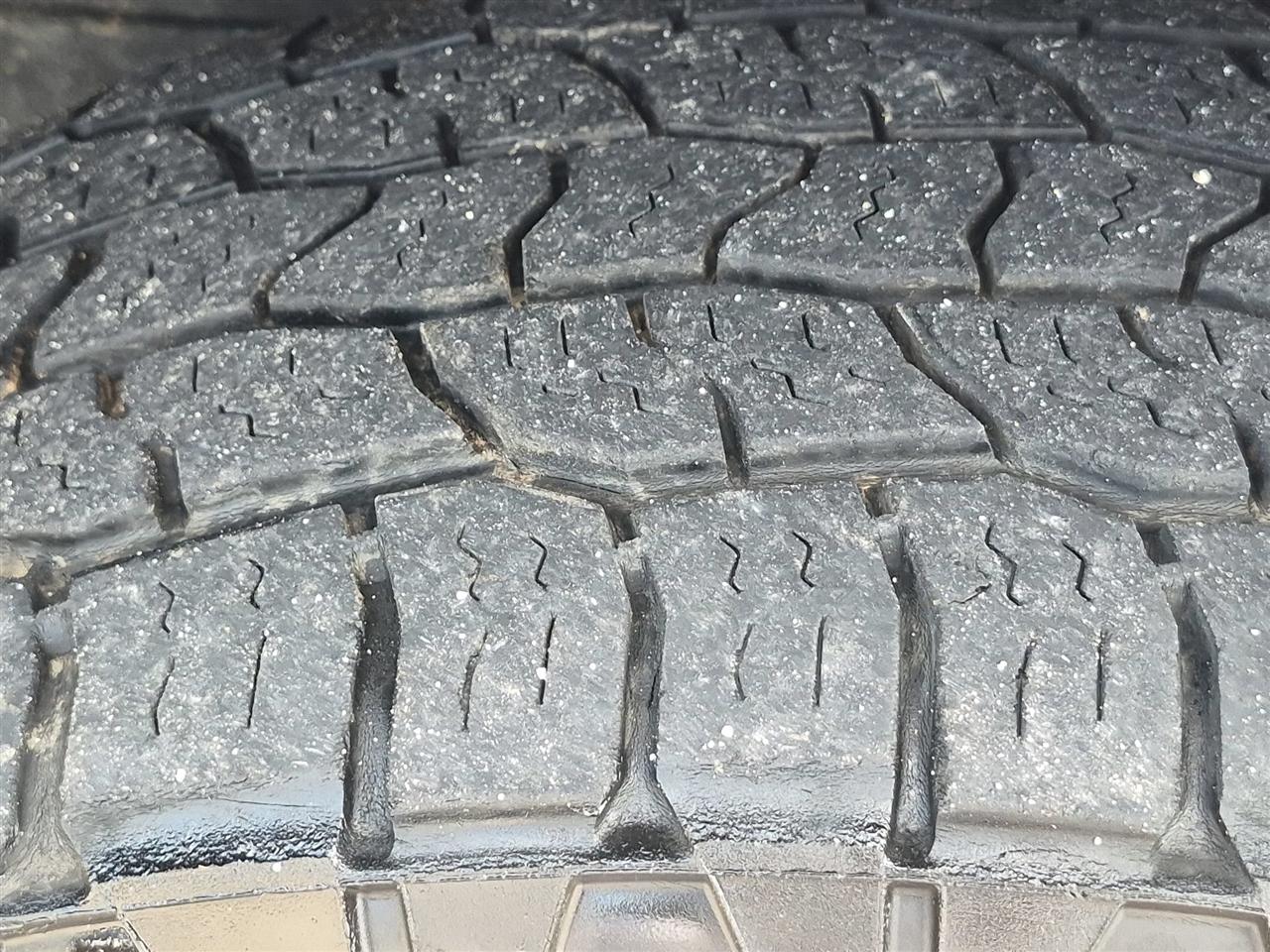 Ford F-150 4WD SuperCrew 145" XL 2017