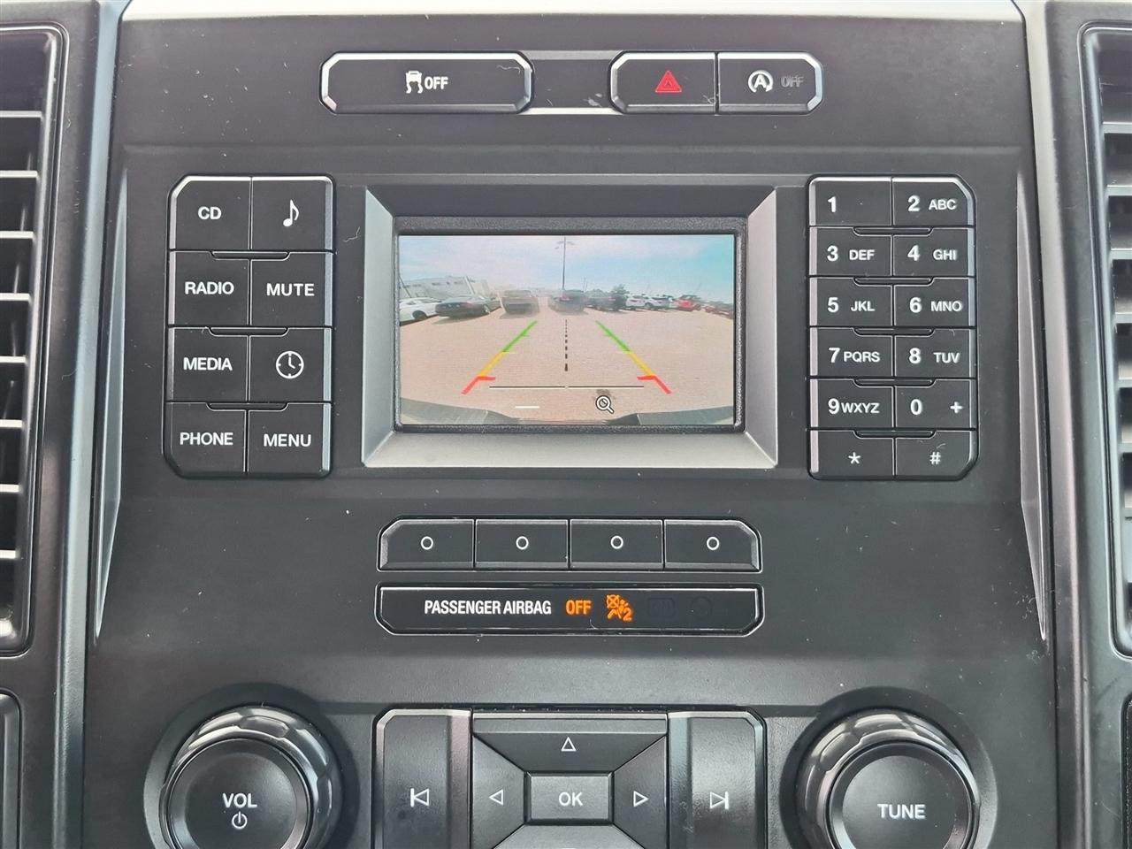 Ford F-150 4WD SuperCrew 145" XL 2017
