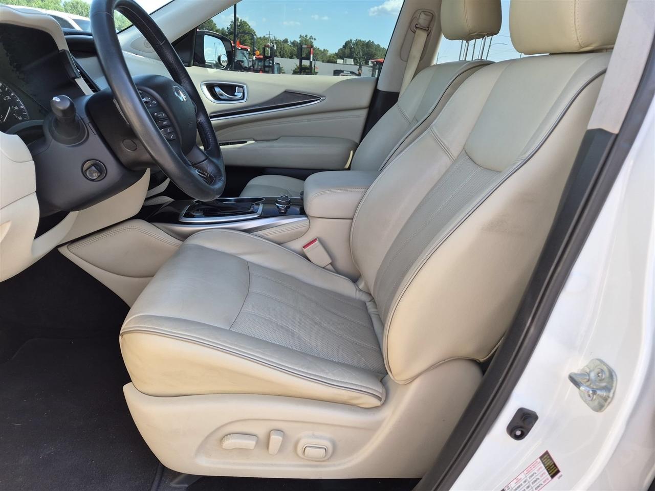 Infiniti QX60 Base 4D SUV FWD 2017