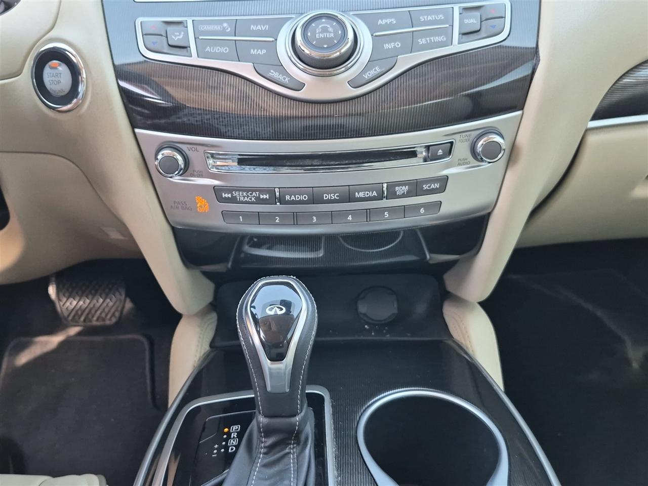 Infiniti QX60 Base 4D SUV FWD 2017