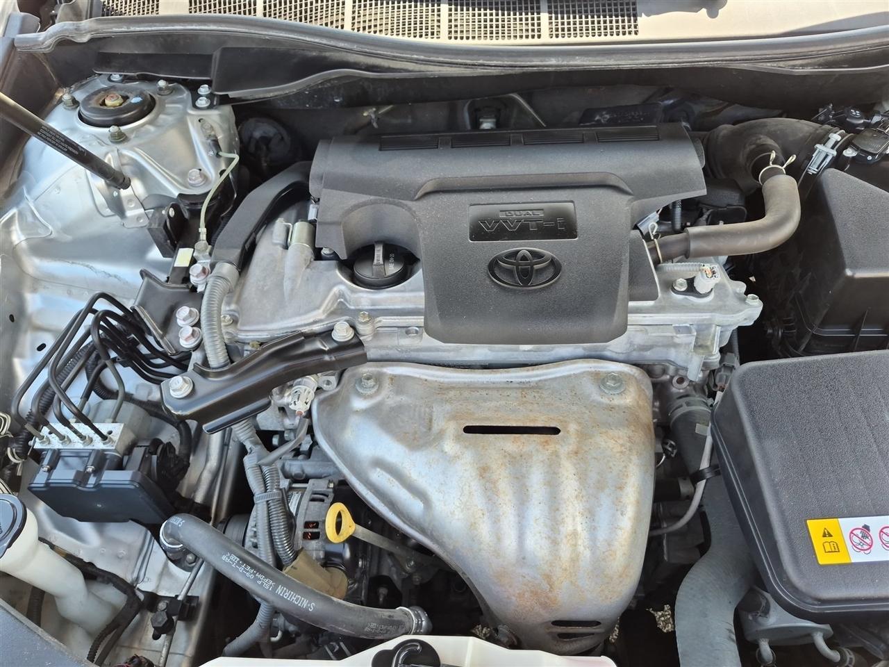 Toyota Camry 4dr Sdn I4 Auto SE (Natl) 2017