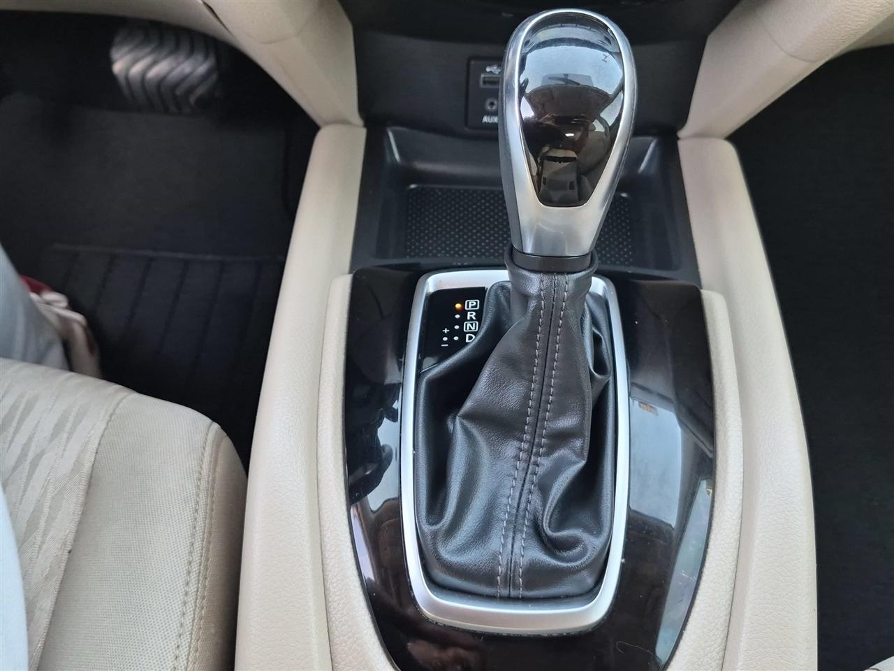 Nissan Rogue  2017