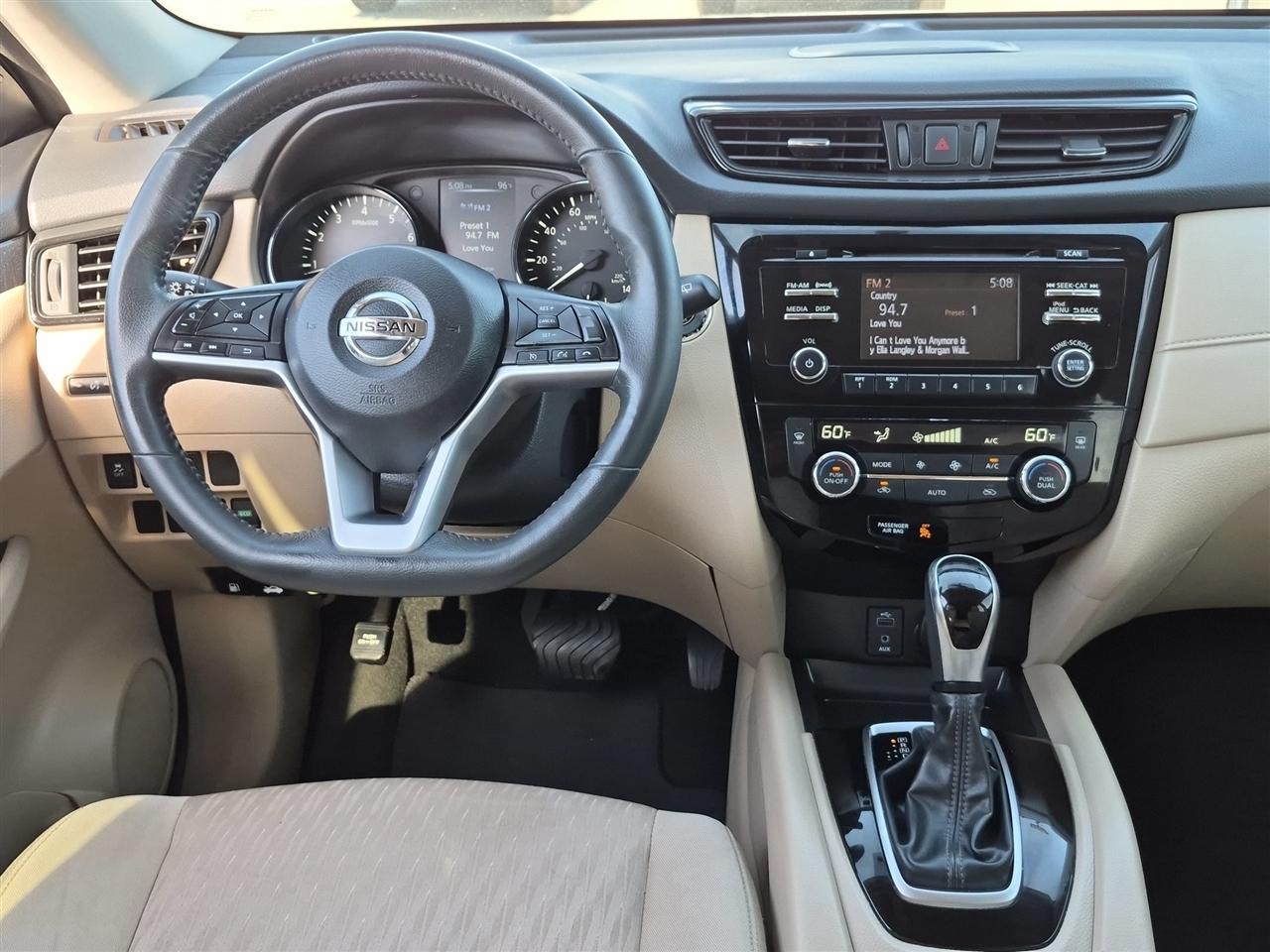 Nissan Rogue  2017