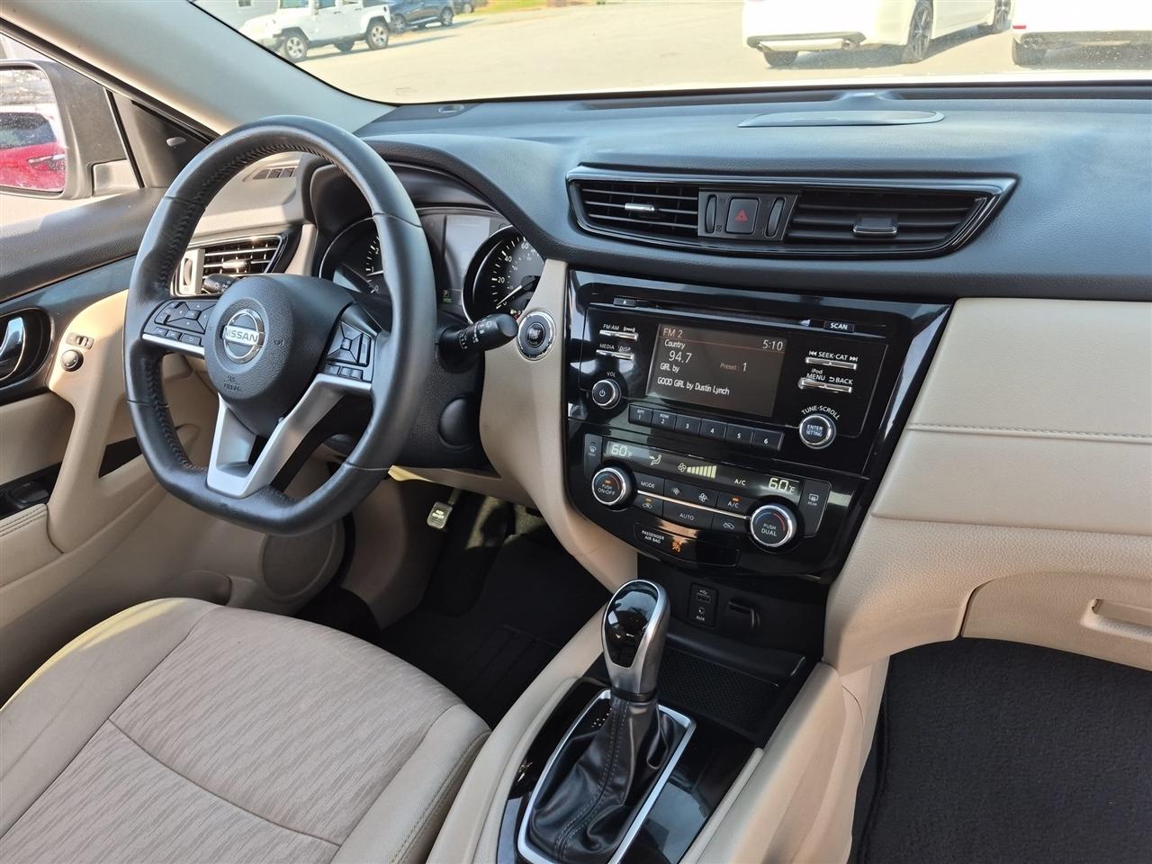 Nissan Rogue  2017