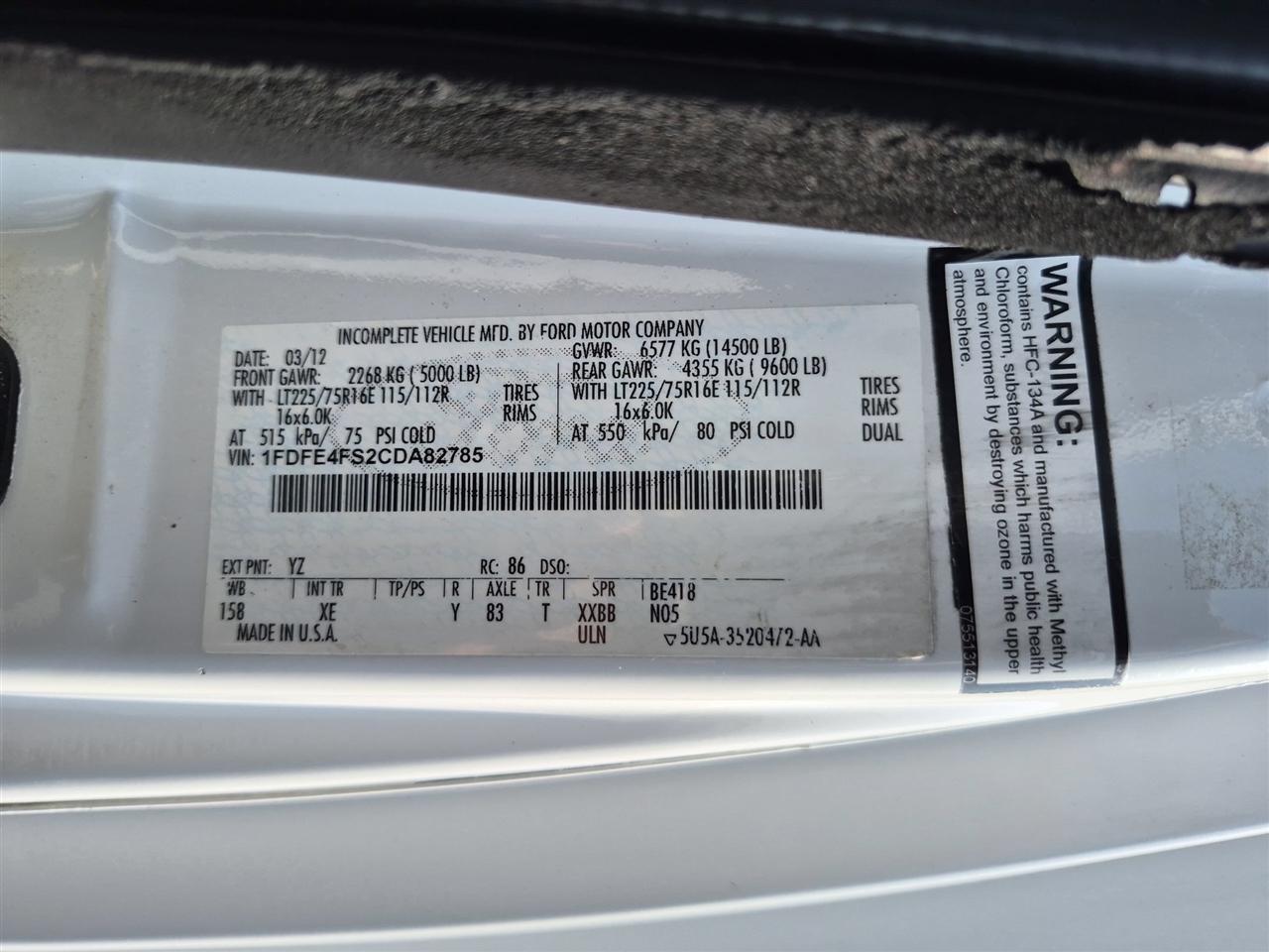 Ford Econoline Commercial Cutaway E-450 Super Duty 176" DRW 2012