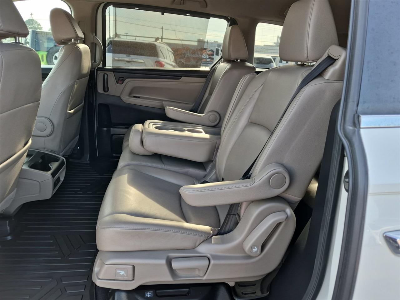 Honda Odyssey EX w/ Leather 2019