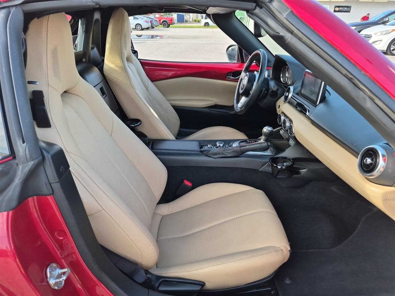 Mazda MX-5 Miata RF  2017