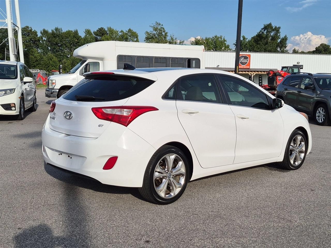 Hyundai Elantra GT Sport 1.6L 6A 2013