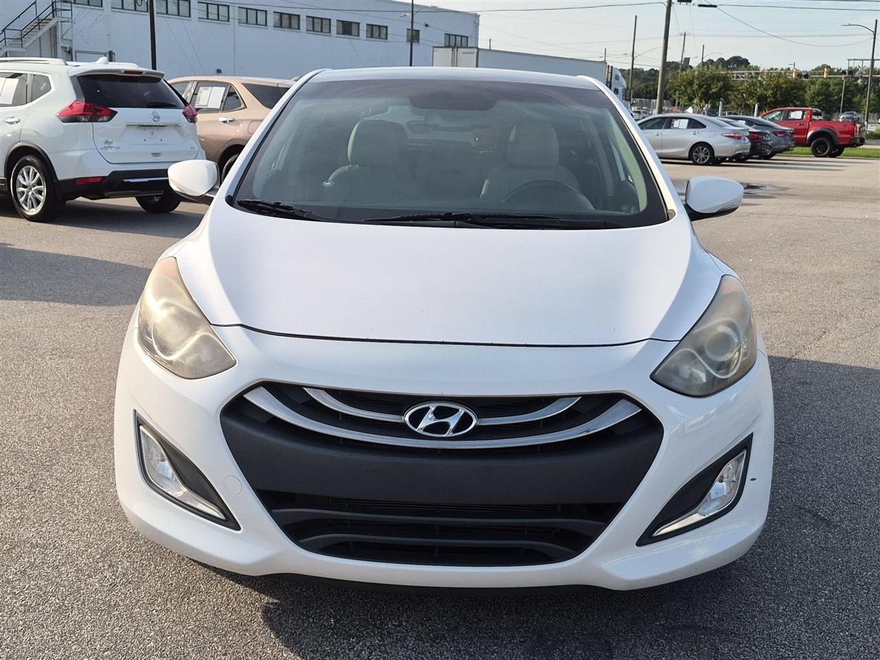 Hyundai Elantra GT Sport 1.6L 6A 2013