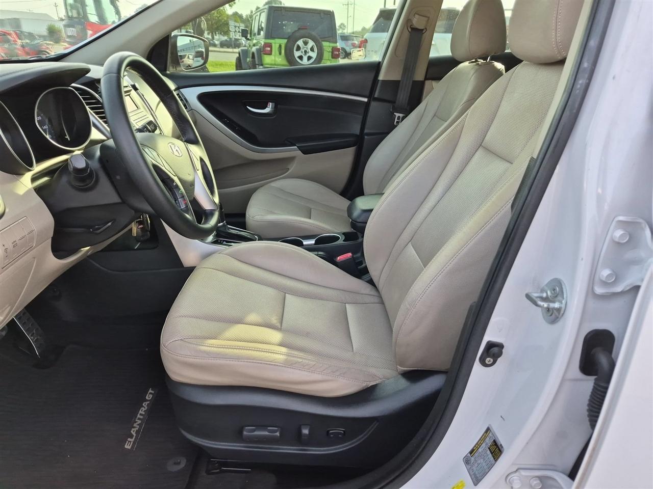 Hyundai Elantra GT Sport 1.6L 6A 2013