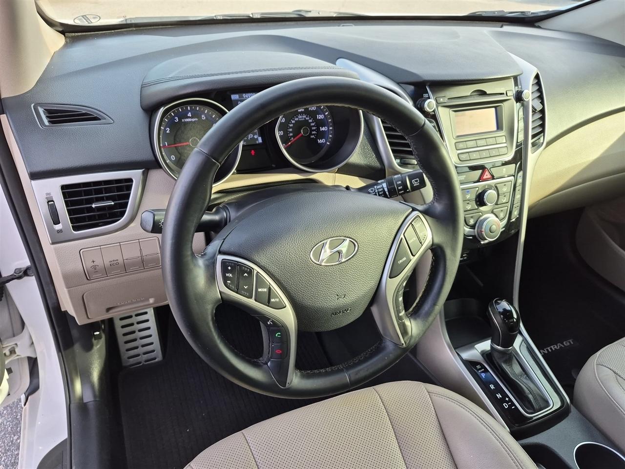 Hyundai Elantra GT Sport 1.6L 6A 2013