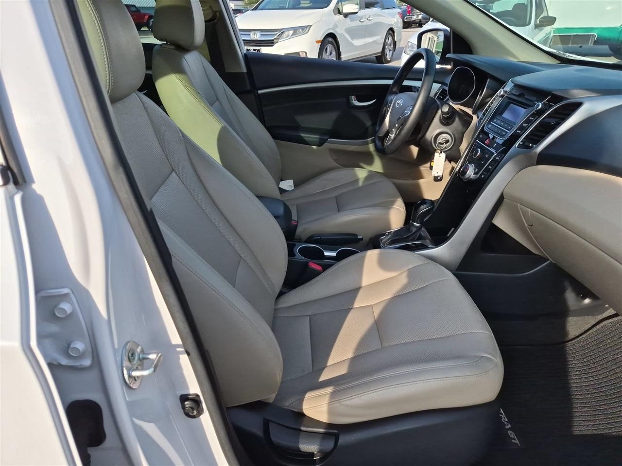 Hyundai Elantra GT Sport 1.6L 6A 2013