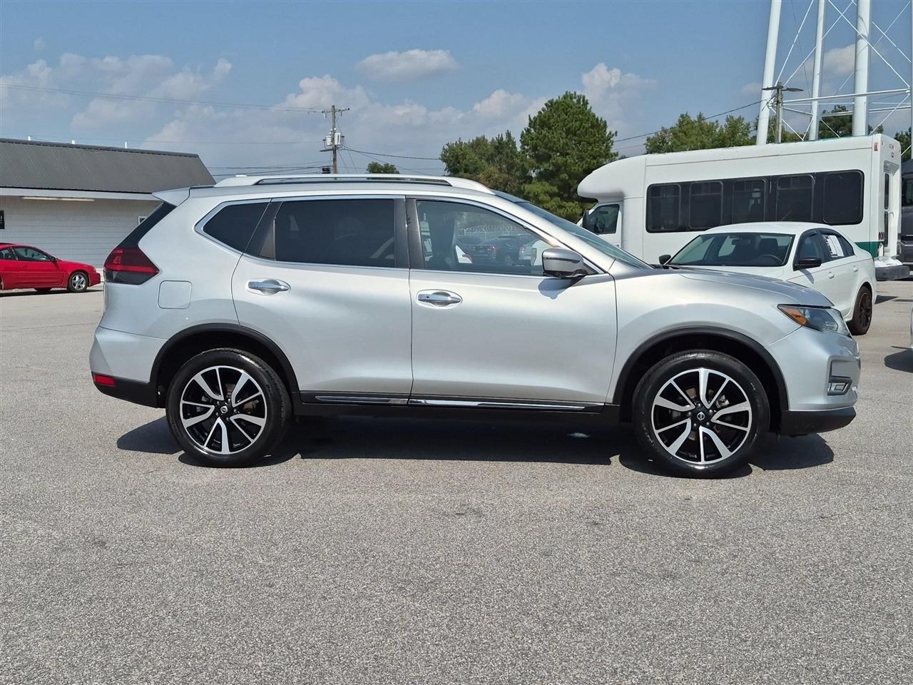 Nissan Rogue  2019