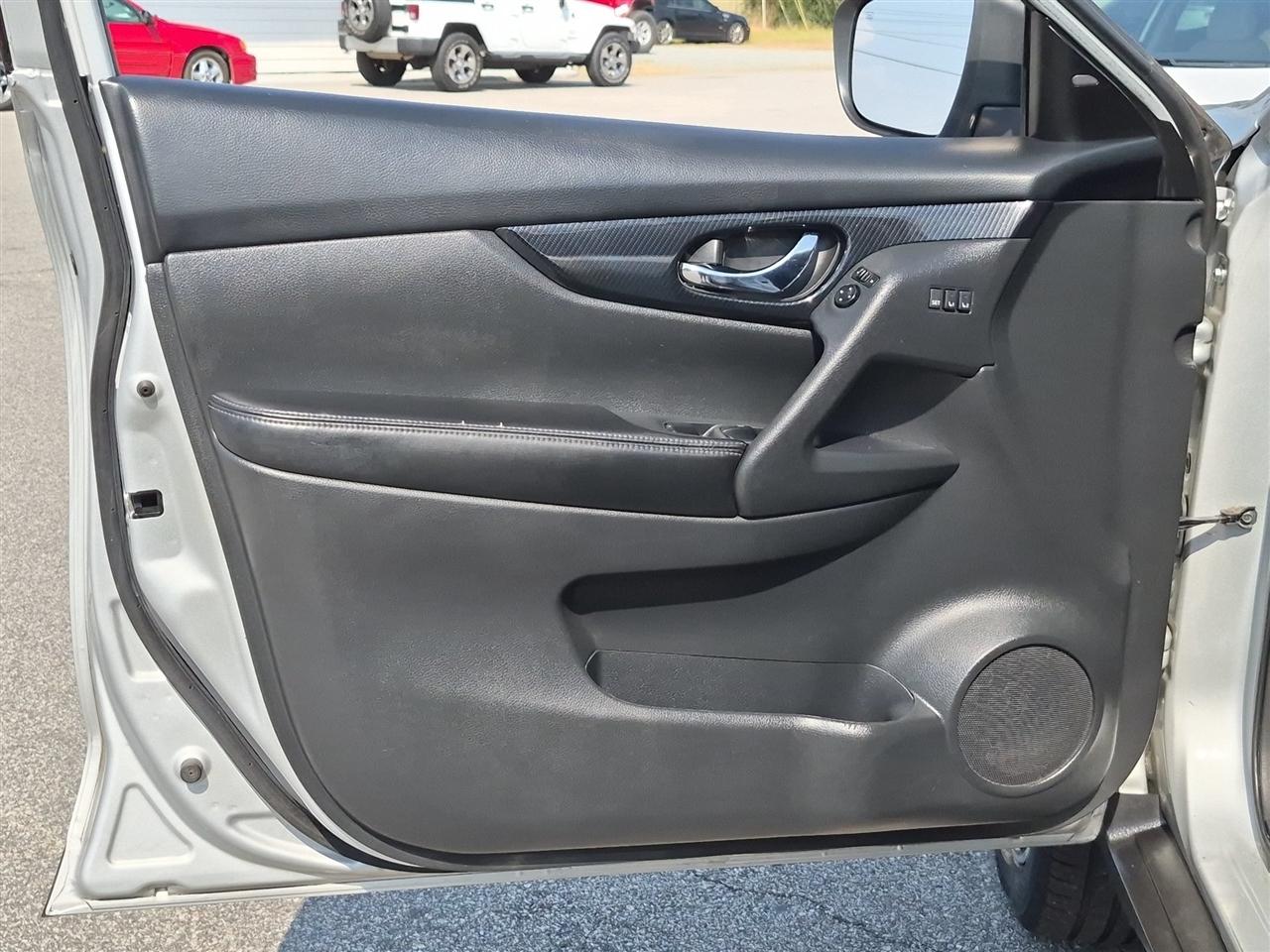 Nissan Rogue  2019