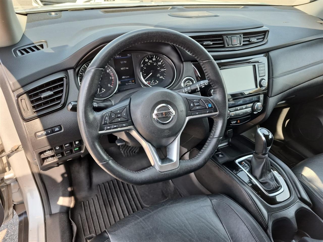 Nissan Rogue  2019