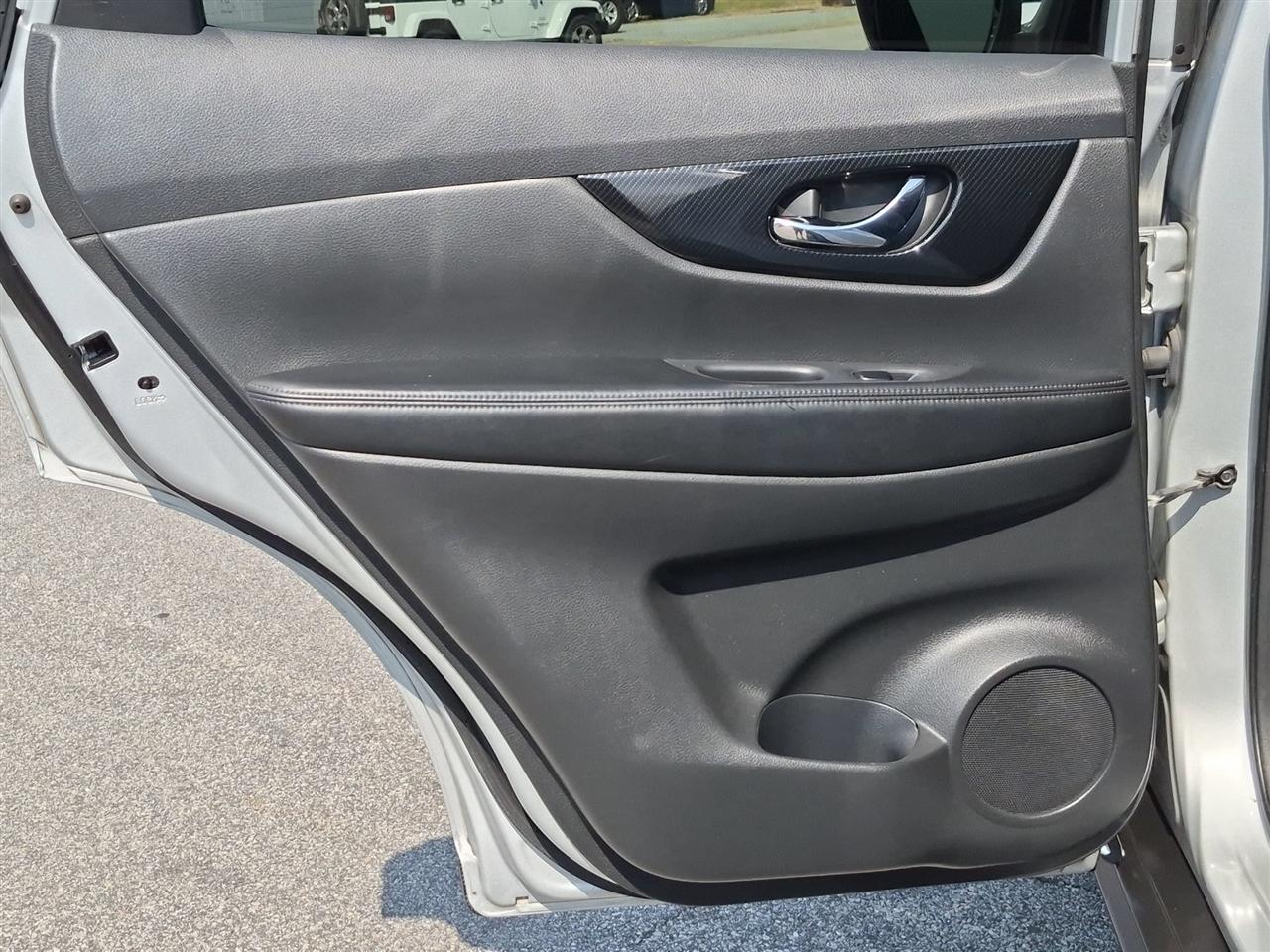 Nissan Rogue  2019