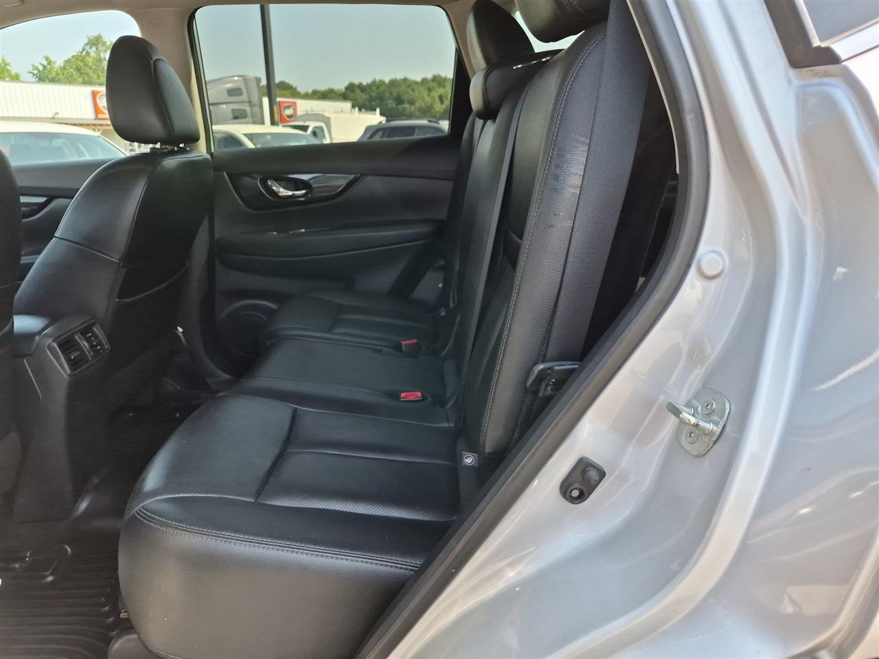Nissan Rogue  2019