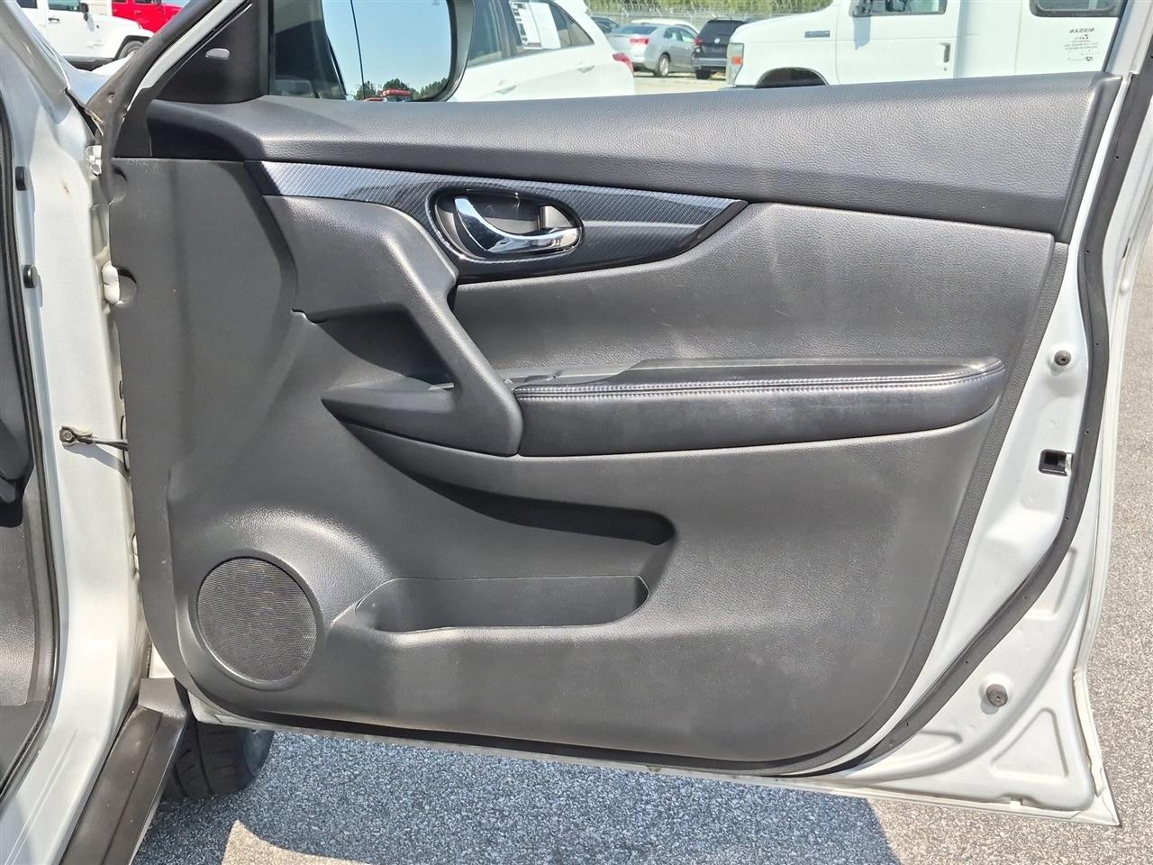Nissan Rogue  2019