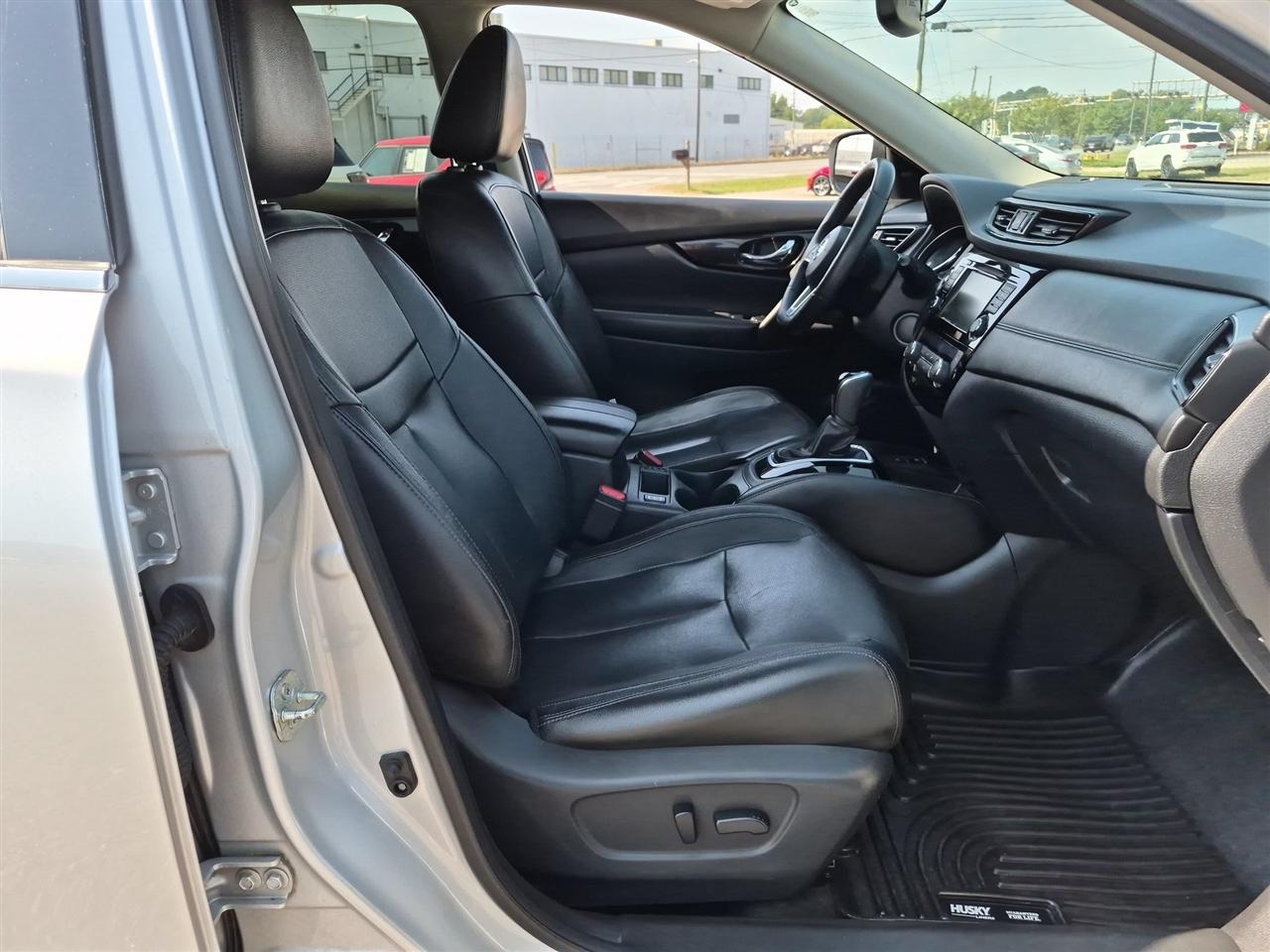 Nissan Rogue  2019