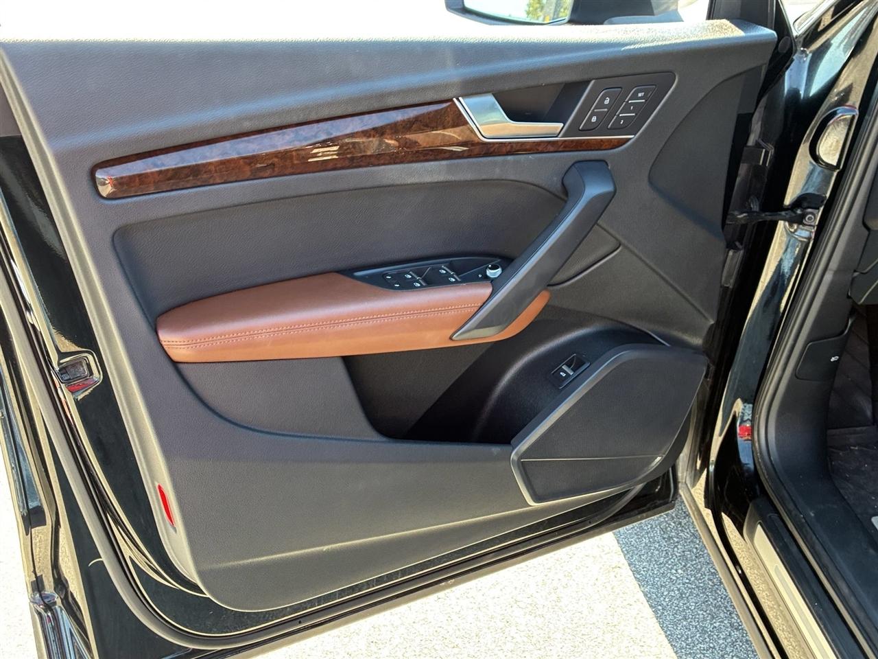 Audi Q5 Premium Plus 45 TFSI quattro 2020