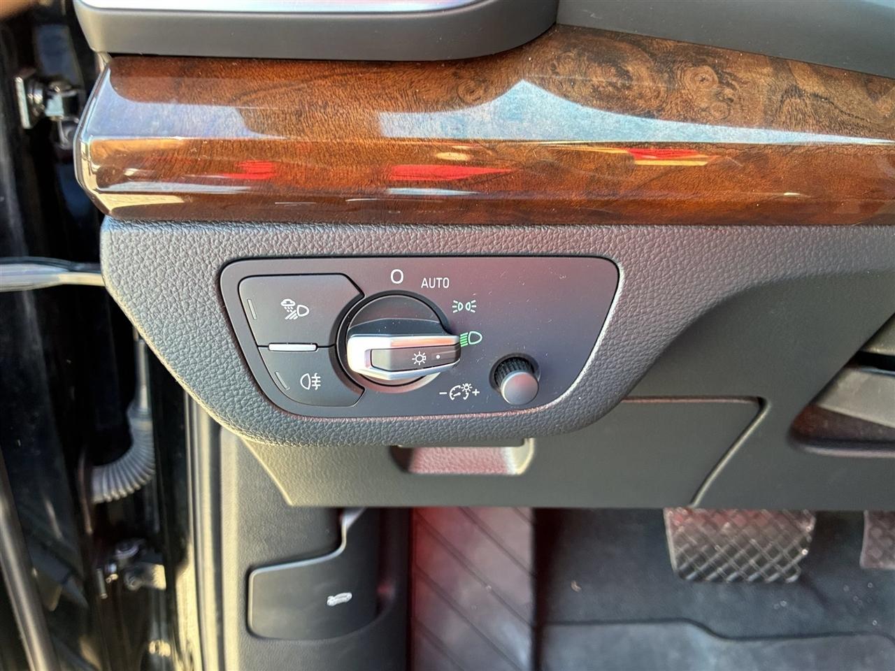 Audi Q5 Premium Plus 45 TFSI quattro 2020