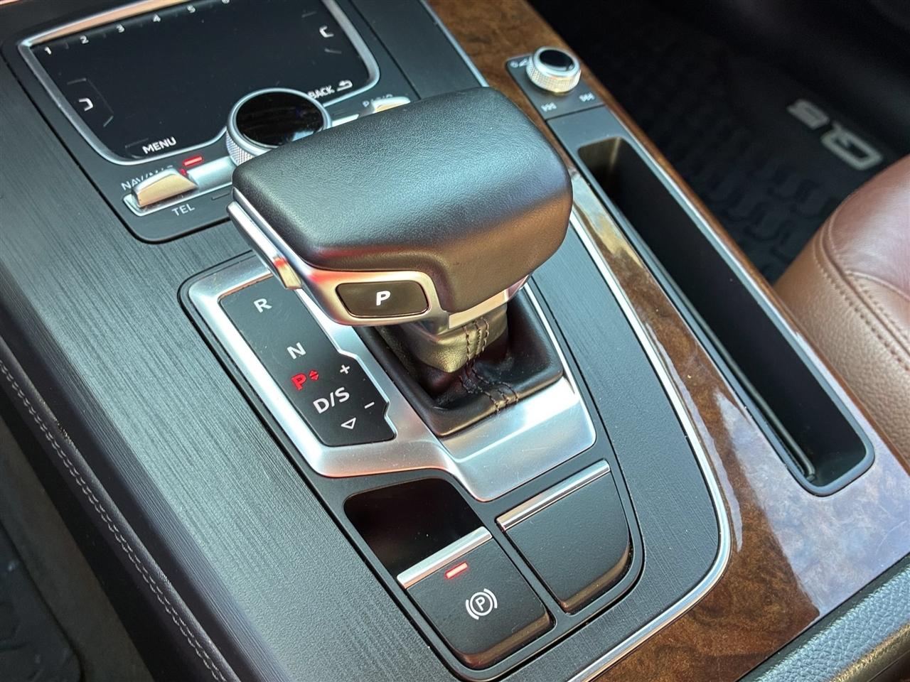 Audi Q5 Premium Plus 45 TFSI quattro 2020