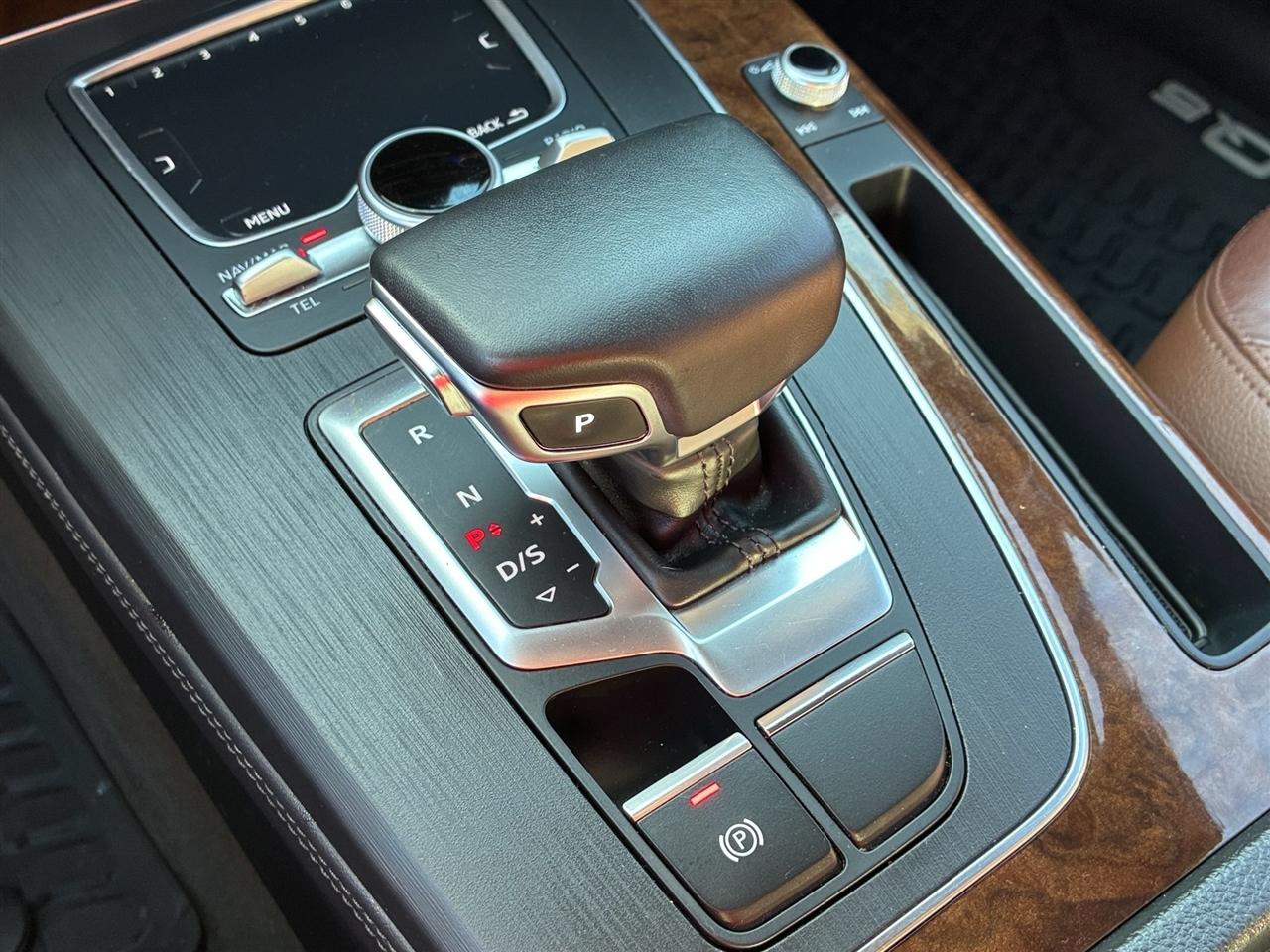 Audi Q5 Premium Plus 45 TFSI quattro 2020