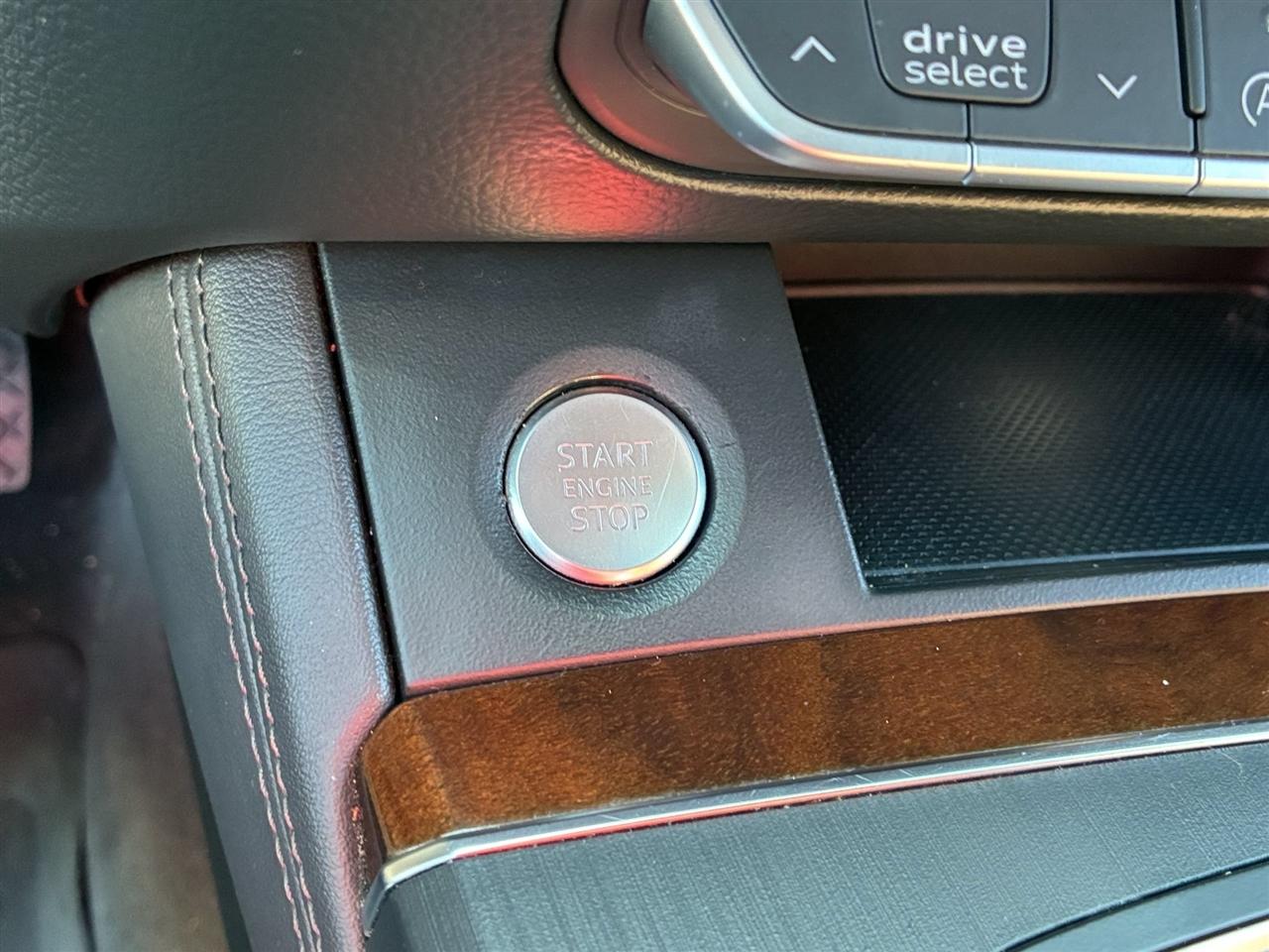 Audi Q5 Premium Plus 45 TFSI quattro 2020
