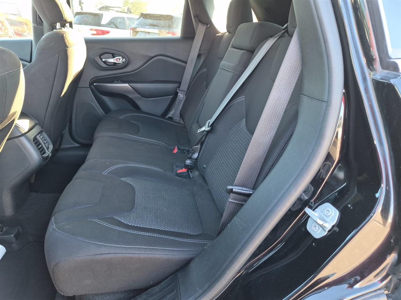 Jeep Cherokee  2019