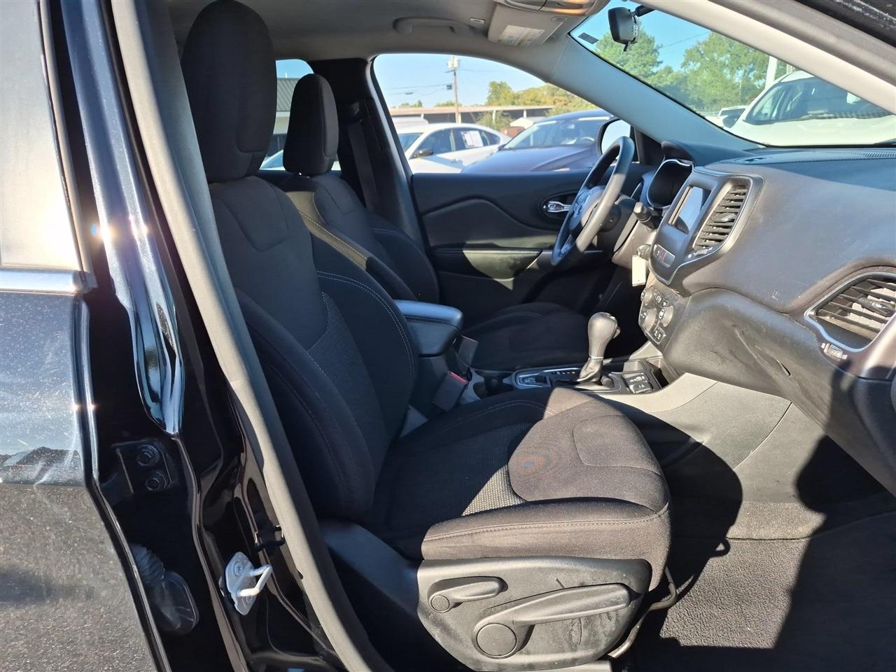 Jeep Cherokee  2019