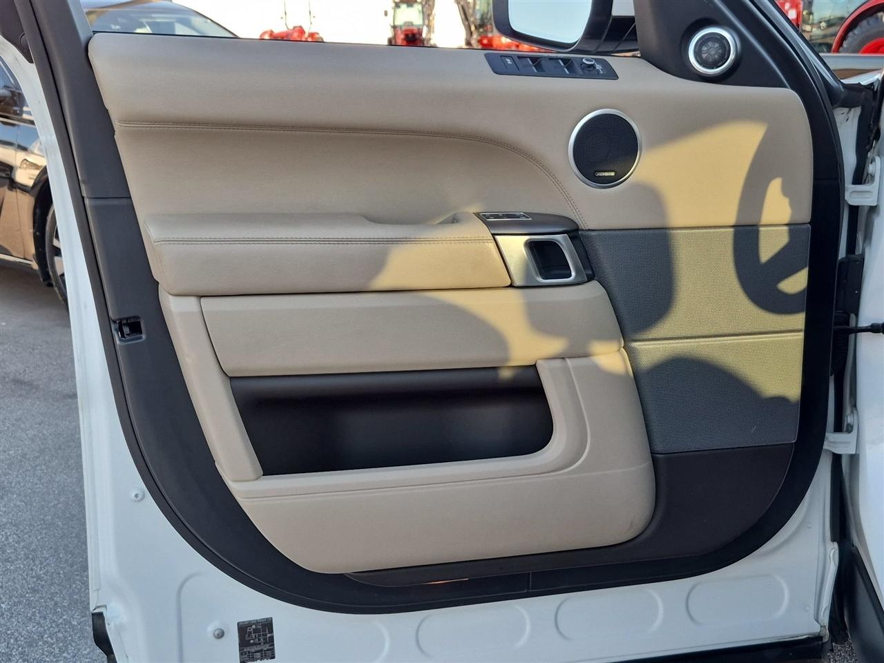 Land Rover Range Rover Sport  2016