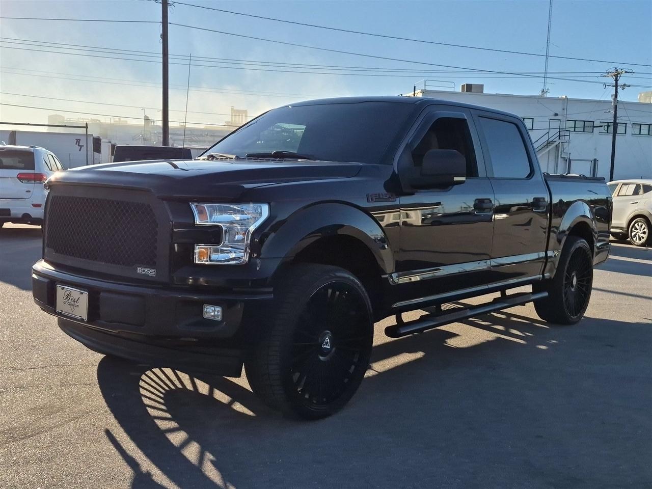 Ford F-150 2WD SuperCrew 145" XL 2017
