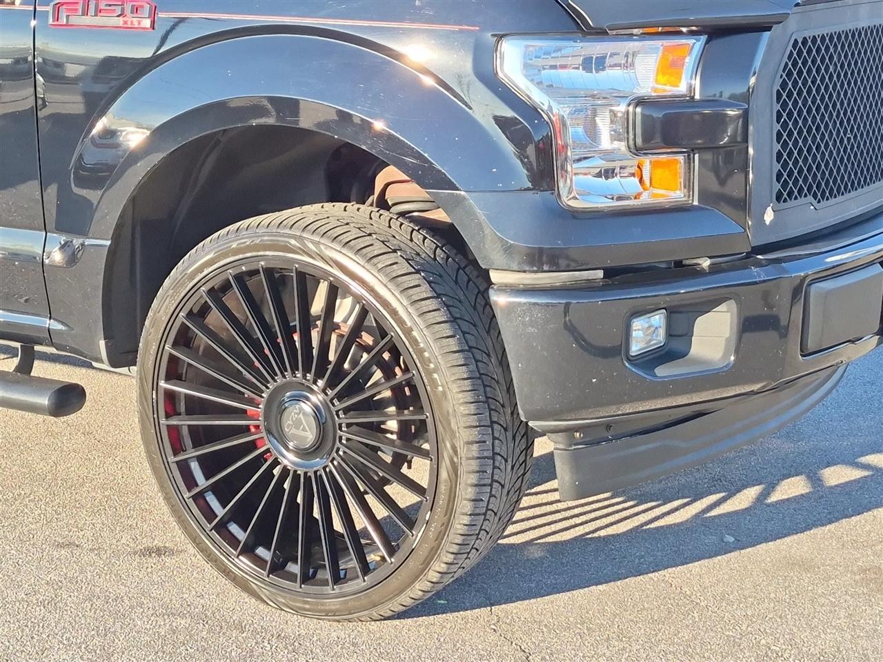 Ford F-150 2WD SuperCrew 145" XL 2017