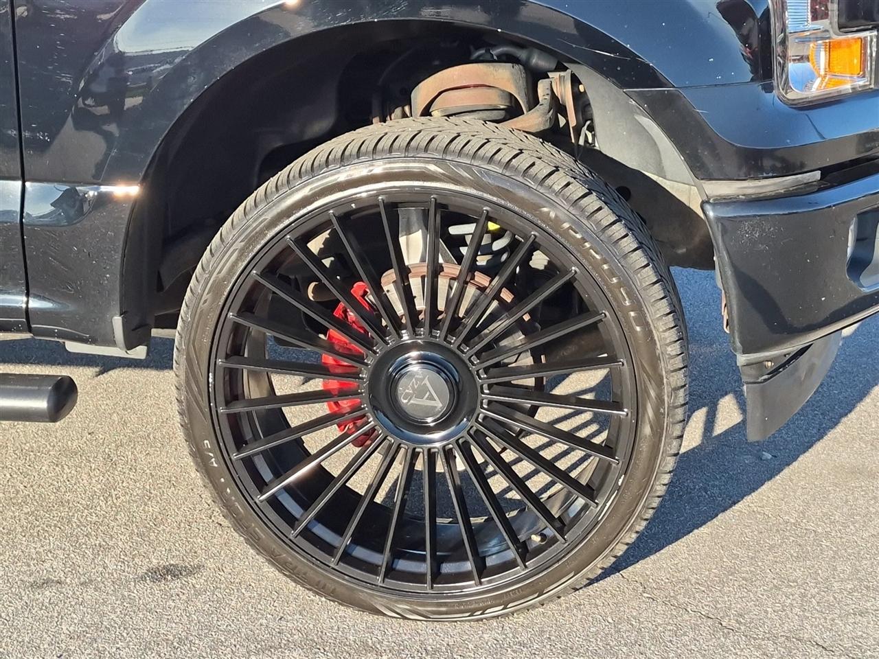 Ford F-150 2WD SuperCrew 145" XL 2017